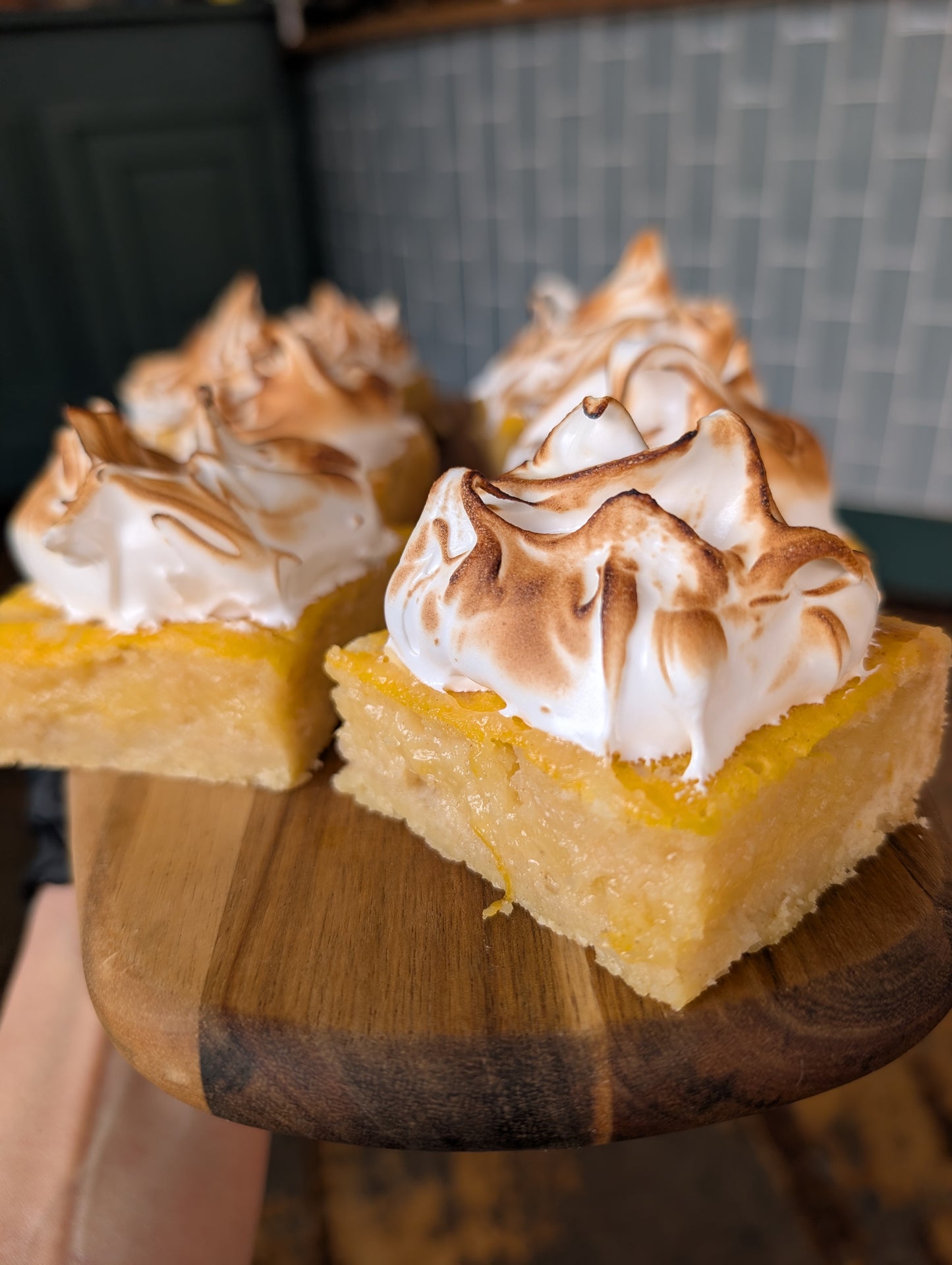 Lemon Meringue Square